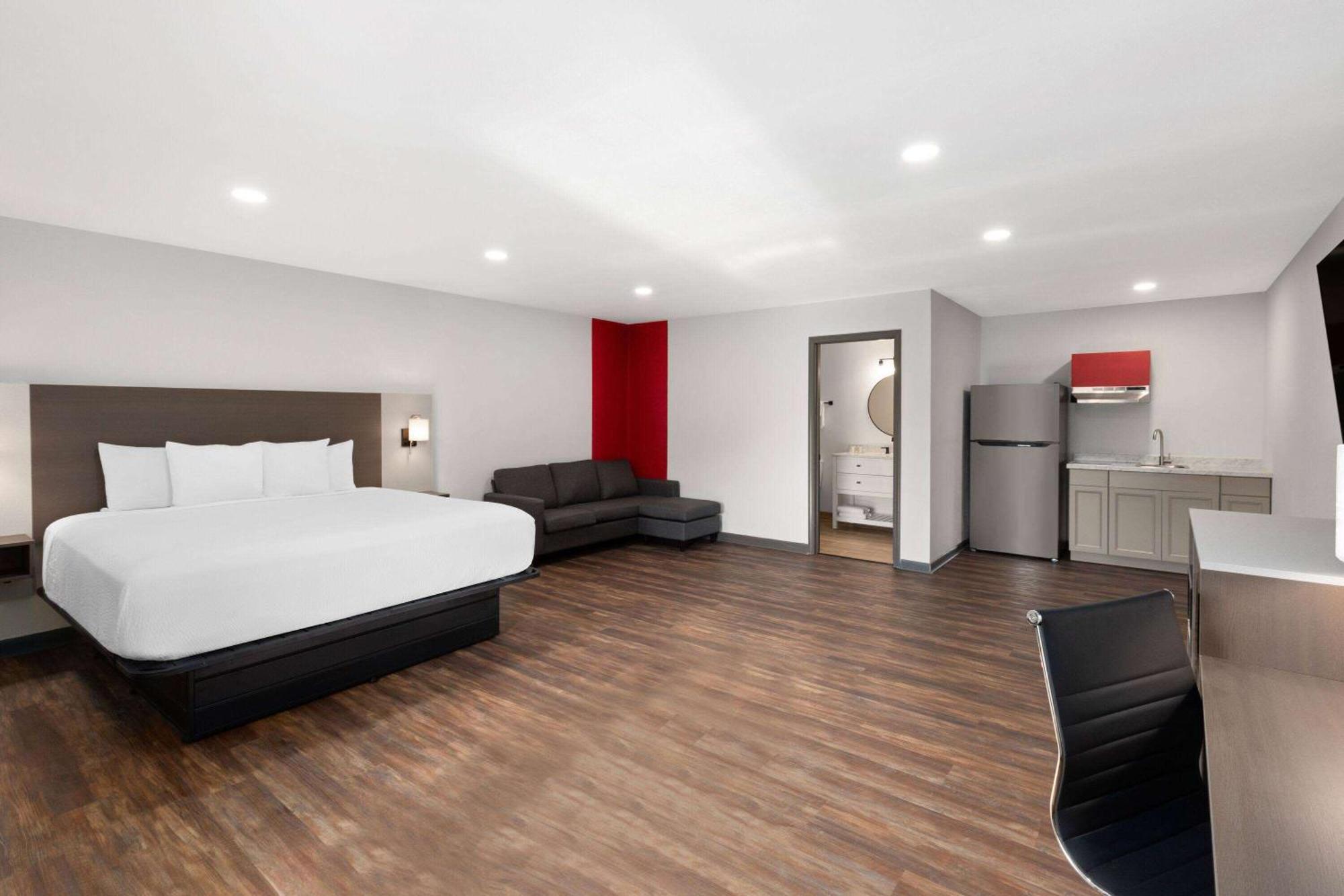 Ramada By Wyndham Bainbridge Exterior foto